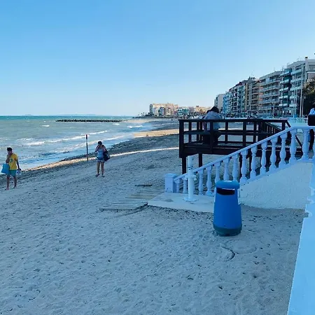Bonito De Dos Y Piscina Daire Torrevieja