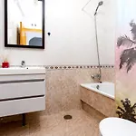 Daire Bonito De Dos Y Piscina