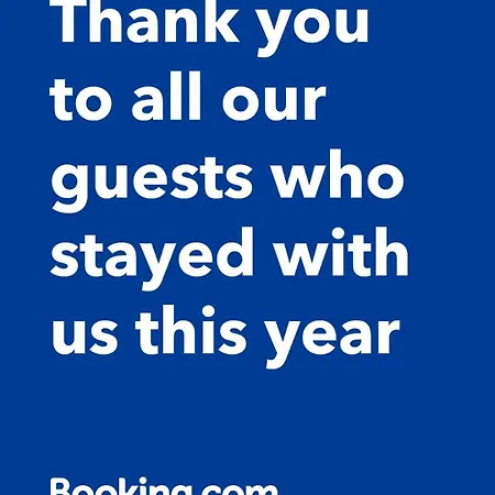 Bonito De Dos Y Piscina Apartamento