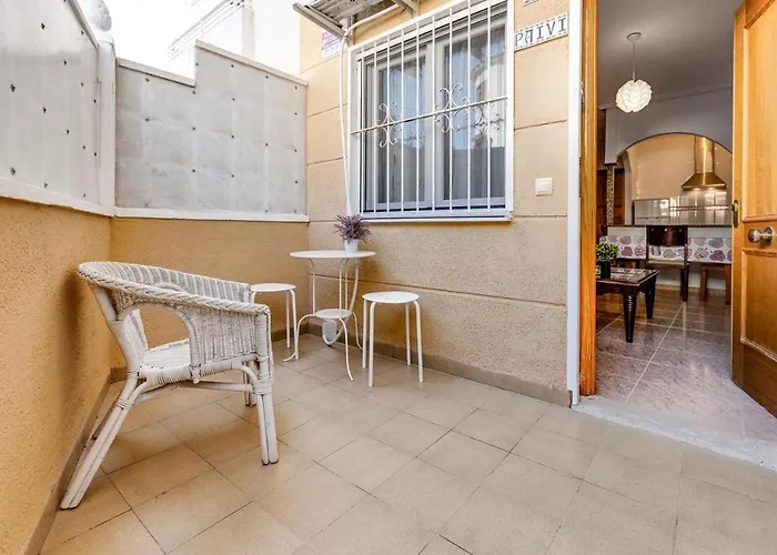 Apartamento Bonito De Dos Y Piscina